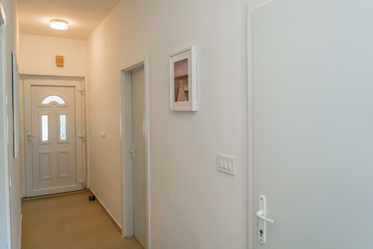 Guesthouse Klara Duba Stonska Екстер'єр фото